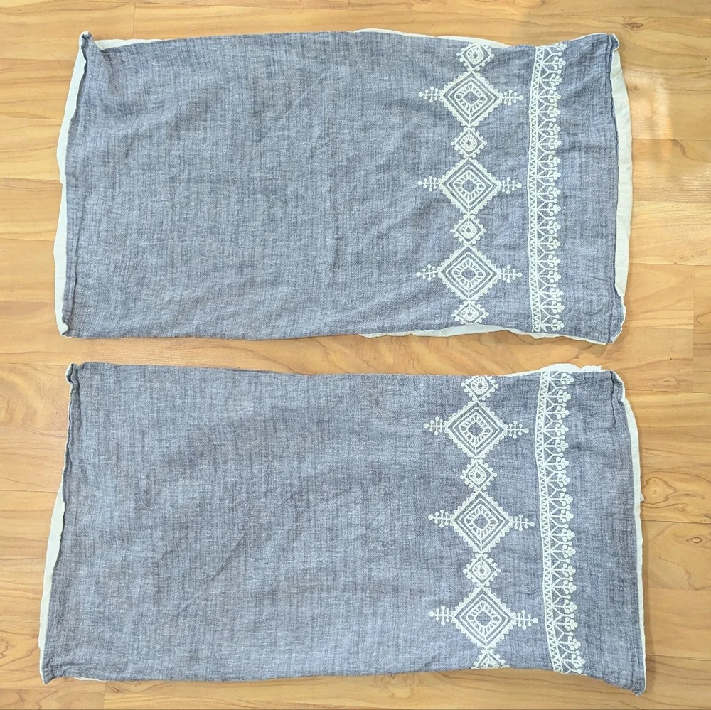 Anthropologie Embroidered Argenta Pillowcases King Size Linen Blend Set Of 2